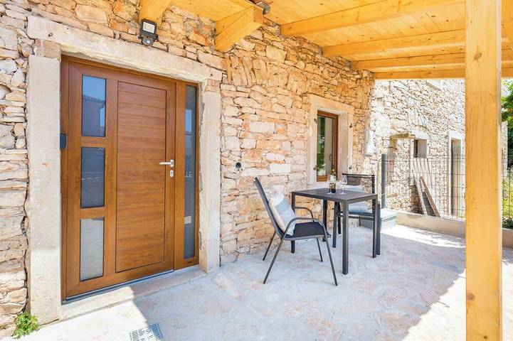 Ferienwohnung für 2 Personen in Sisan