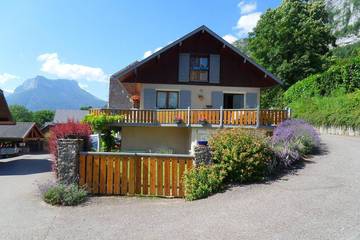 Gîte pour 4 personnes, avec terrasse à Lathuile