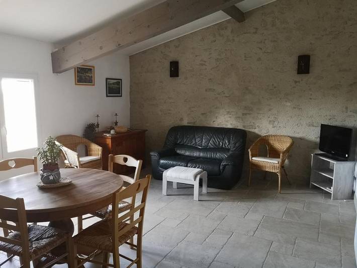 Gîte pour 4 personnes, avec jardin et vue à Le Pègue