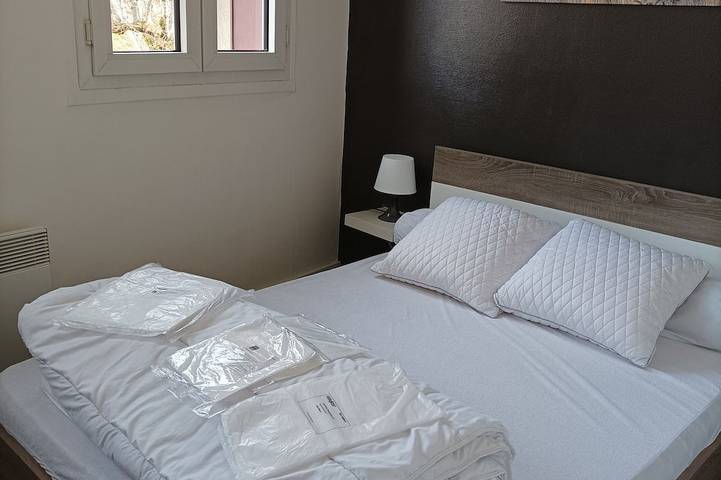 Gîte pour 4 personnes, avec balcon, animaux acceptés dans Gare De La Bourboule - 3