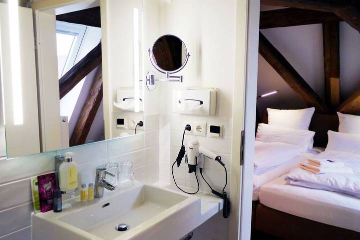 Ganze Wohnung, Großzügiges Superior Doppelzimmer in Kemnath, Ostbayern