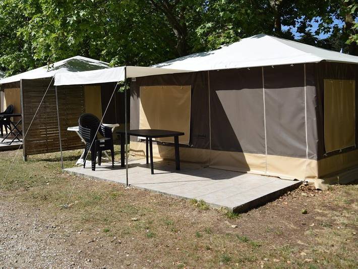 Tente pour 5 personnes, avec bassin pour enfant en Nouvelle-Aquitaine - 2