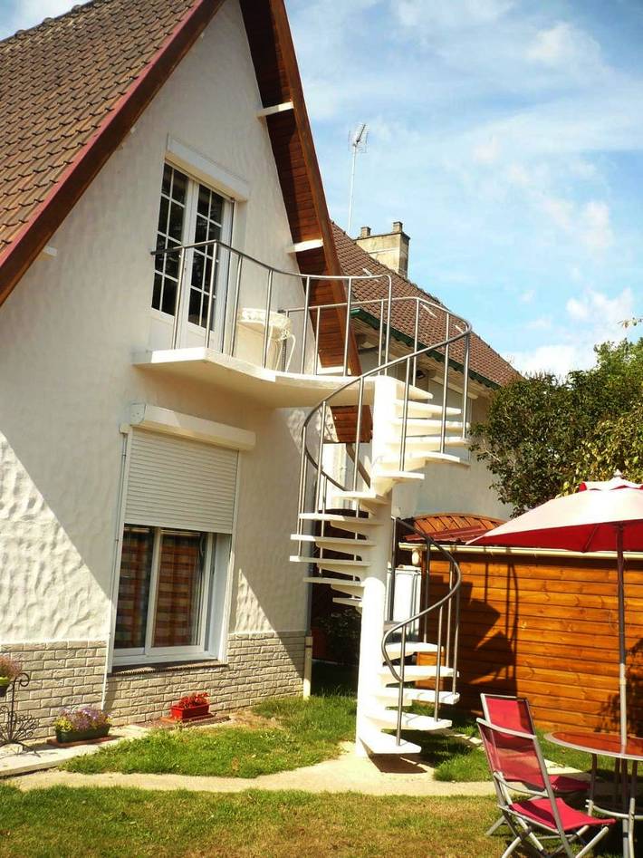 Gîte pour 2 personnes, avec jardin et vue à Marconne - 2