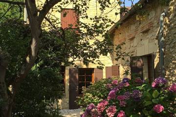 Location de vacances pour 9 personnes, avec balcon et jardin à Le Bugue