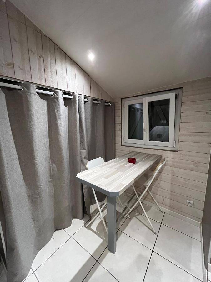 Location de vacances pour 2 personnes, avec jardin et terrasse à Blanquefort - 4