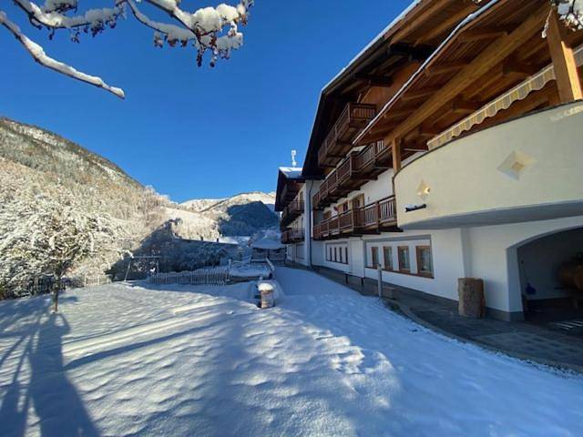 Foresto holiday apartments - Piscina, Spa e Relax in Tesero, Dolomiti di Fiemme