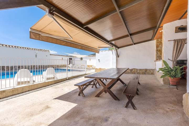 Casa rural para 12 personas, con jardín en Priego de Córdoba - 3