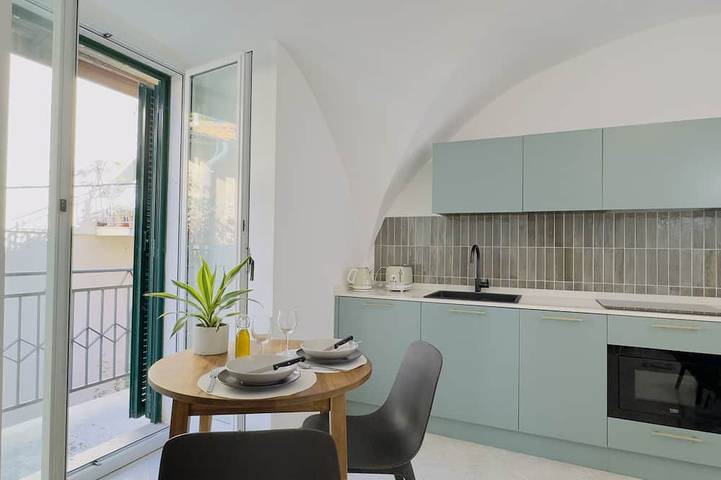 Ferienwohnung für 4 Personen, mit Balkon in Bordighera