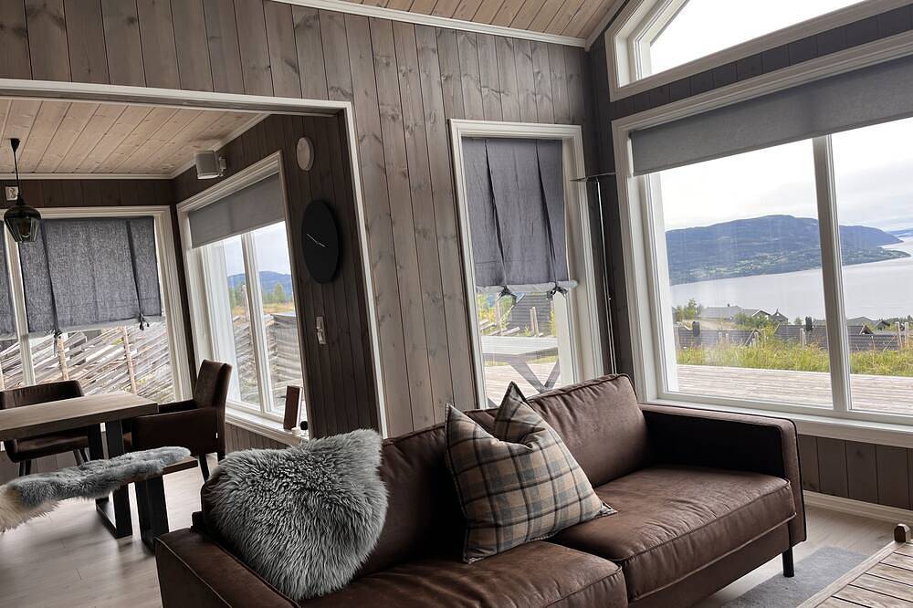 30 min from Gardermoen- Cabin with amazing view! in Stange