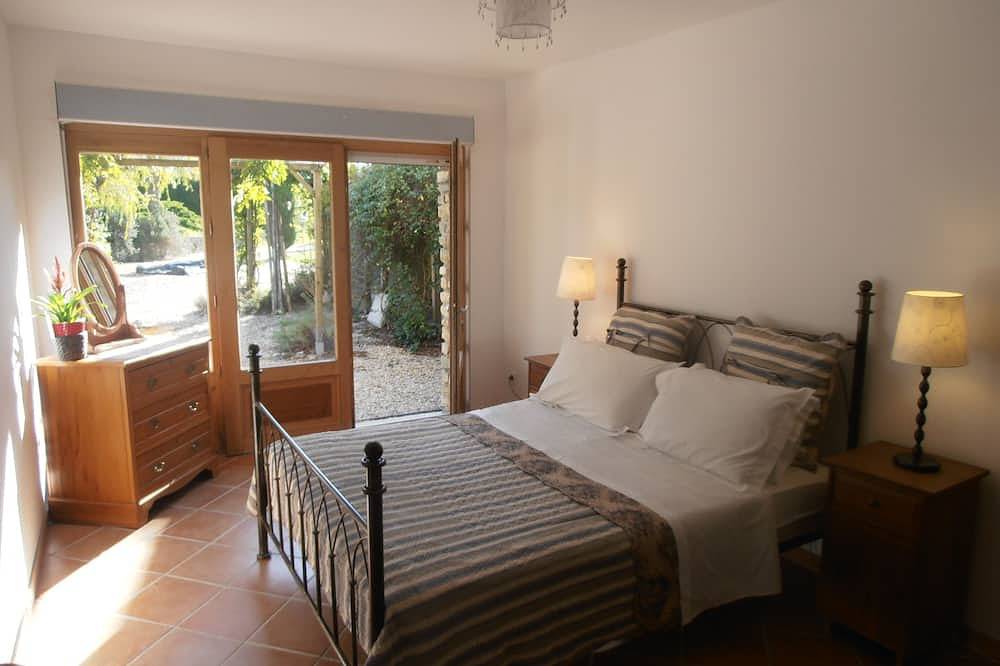 Gîte de luxe avec piscine privée, wifi et une vue imprenable, dort 4+ in Pont-de-Barret, Région de nyons