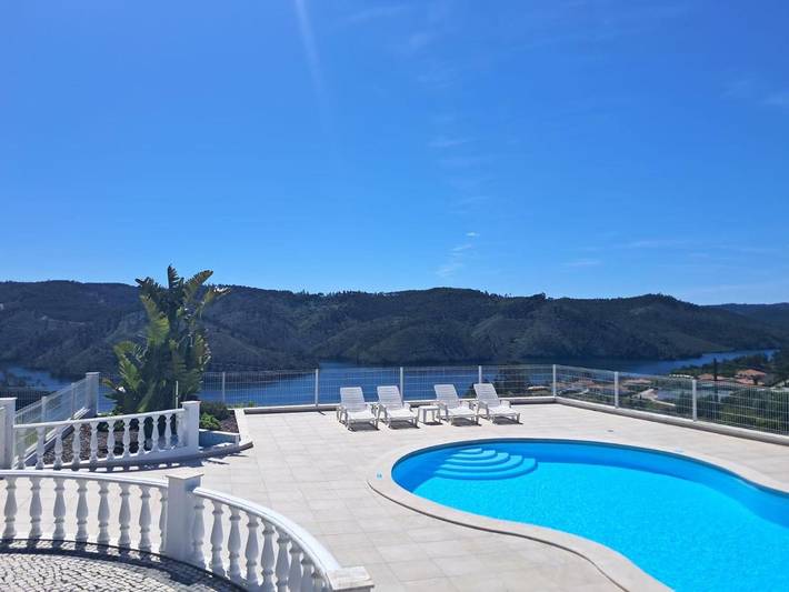 Casa rural para 2 personas, con piscina además de vistas y jardín - 1