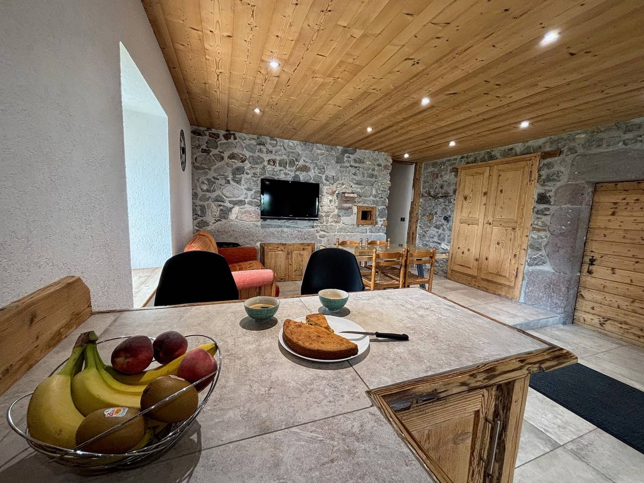 Ganze Wohnung, Gemütliches Apartment mit Bergambiente in Mieussy, Region Bonneville