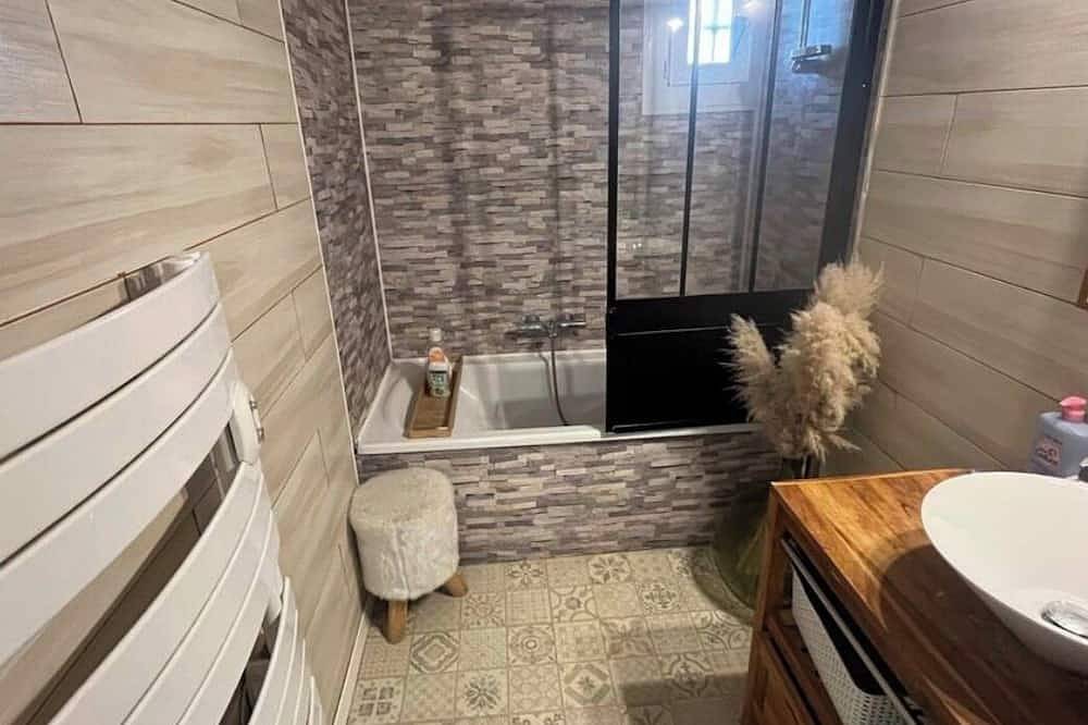 Family villa in the heart of the Vaucluse in Sorgues, Vaucluse