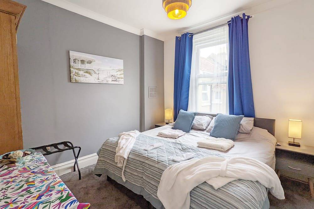 No. Five - Worthing  - sleeps 6 guests  in 2 bedrooms in Worthing, West Sussex