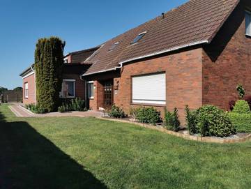 Ferienwohnung für 6 Personen, mit Garten und Pool sowie Ausblick und Terrasse, kinderfreundlich in Ihlow