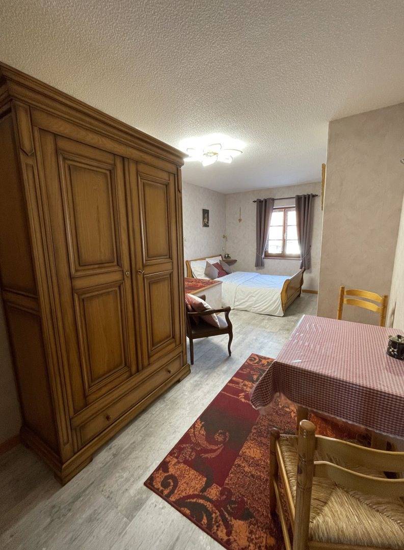 Chambres d'hôtes Trog - Chambre Coquelicot in Seebach (homonymie), Région de Wissembourg