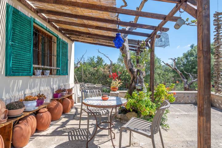 Ferienhaus 'Son Aloui' mit Bergblick, Gemeinschaftspool und Wlan in Llubí, Mallorca Inselmitte