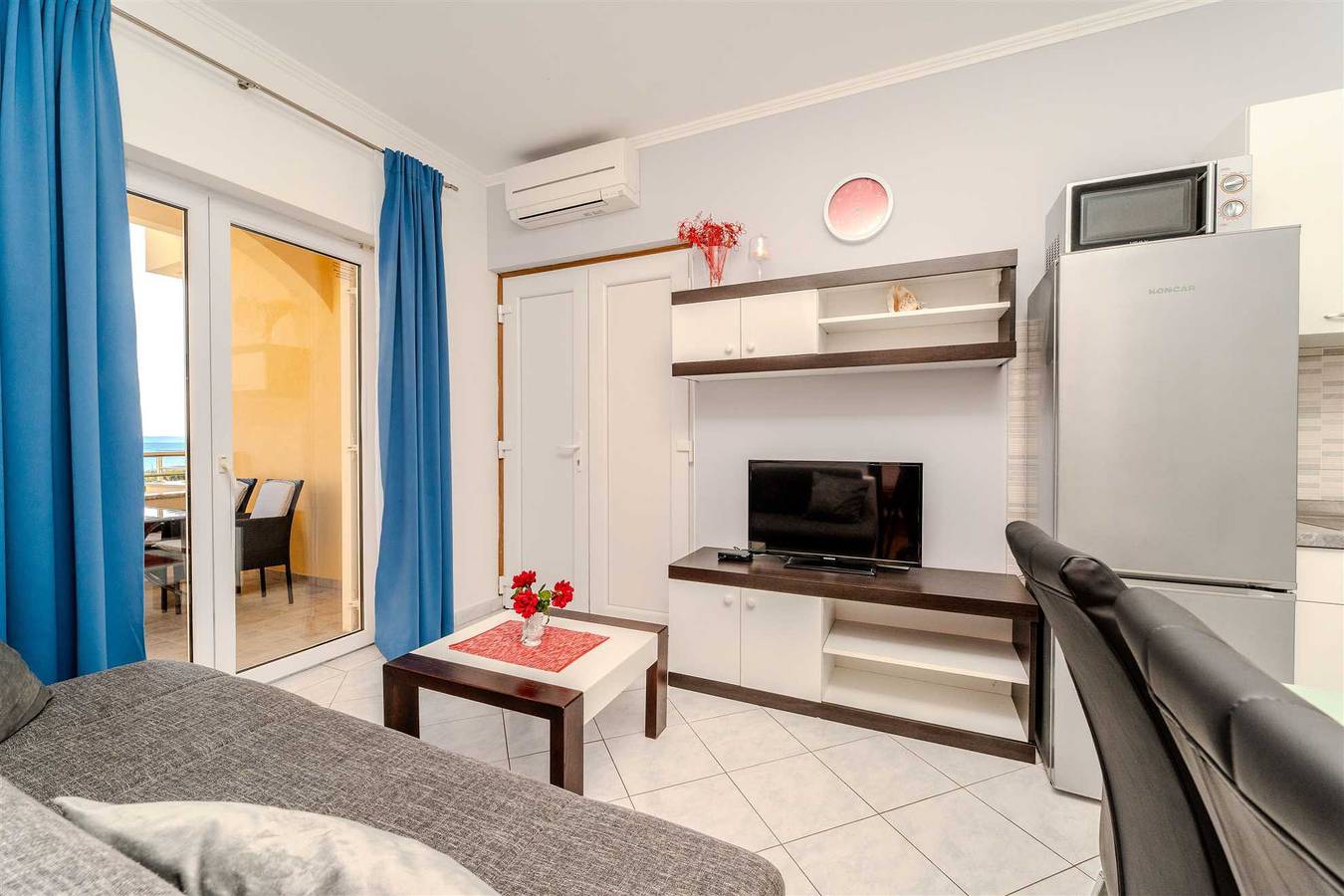 Cijeli apartman, For 2-4 persons | 20 m from the beach | quiet location in Nin, Zadarska županija