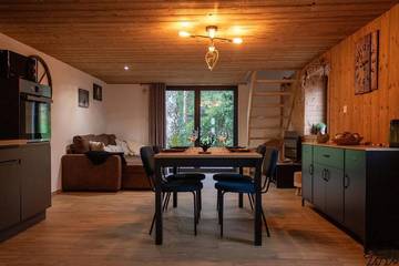 Gîte pour 4 personnes, avec terrasse ainsi que jardin et vue, animaux acceptés à Ramonchamp