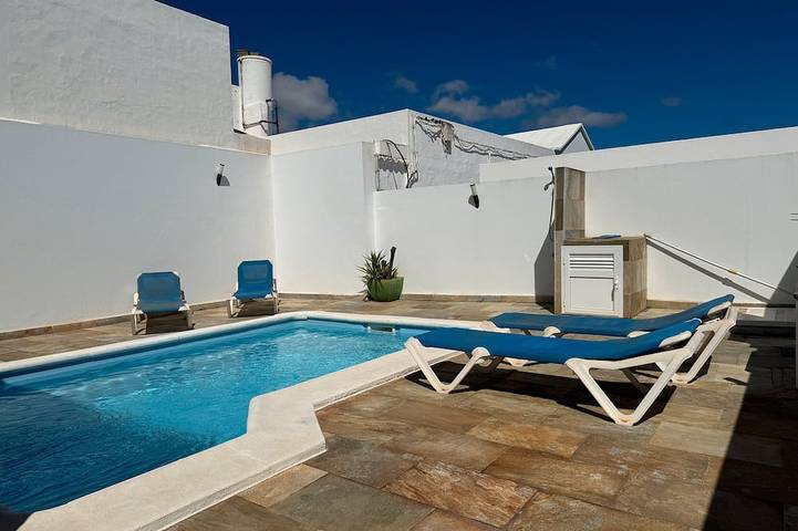 Holiday home for 6 people, with terrace, with pets - 1