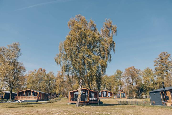 Ferienhaus für 4 Personen, mit Terrasse und Seeblick in Wilsum - 2