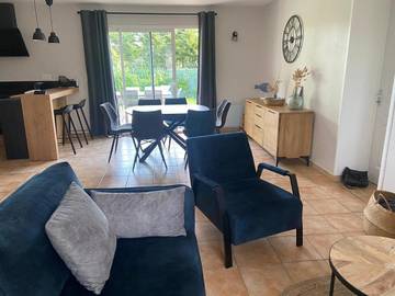 Gîte pour 6 personnes, avec terrasse et jardin à Saint-Jean-de-la-Rivière