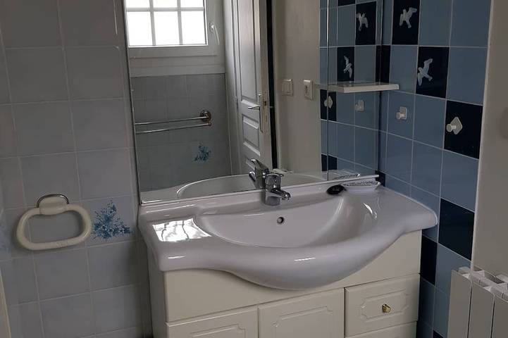 Apartamento entero, Apartamento encantador y tranquilo en Villa con jardín in Cambo-les-Bains, Region de Bayona