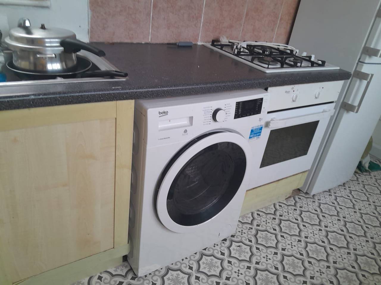 Entire holiday apartment, Modern Seaside Stay at Bela Grove-Sleeps8 in Blackpool Pleasure Beach, North West England