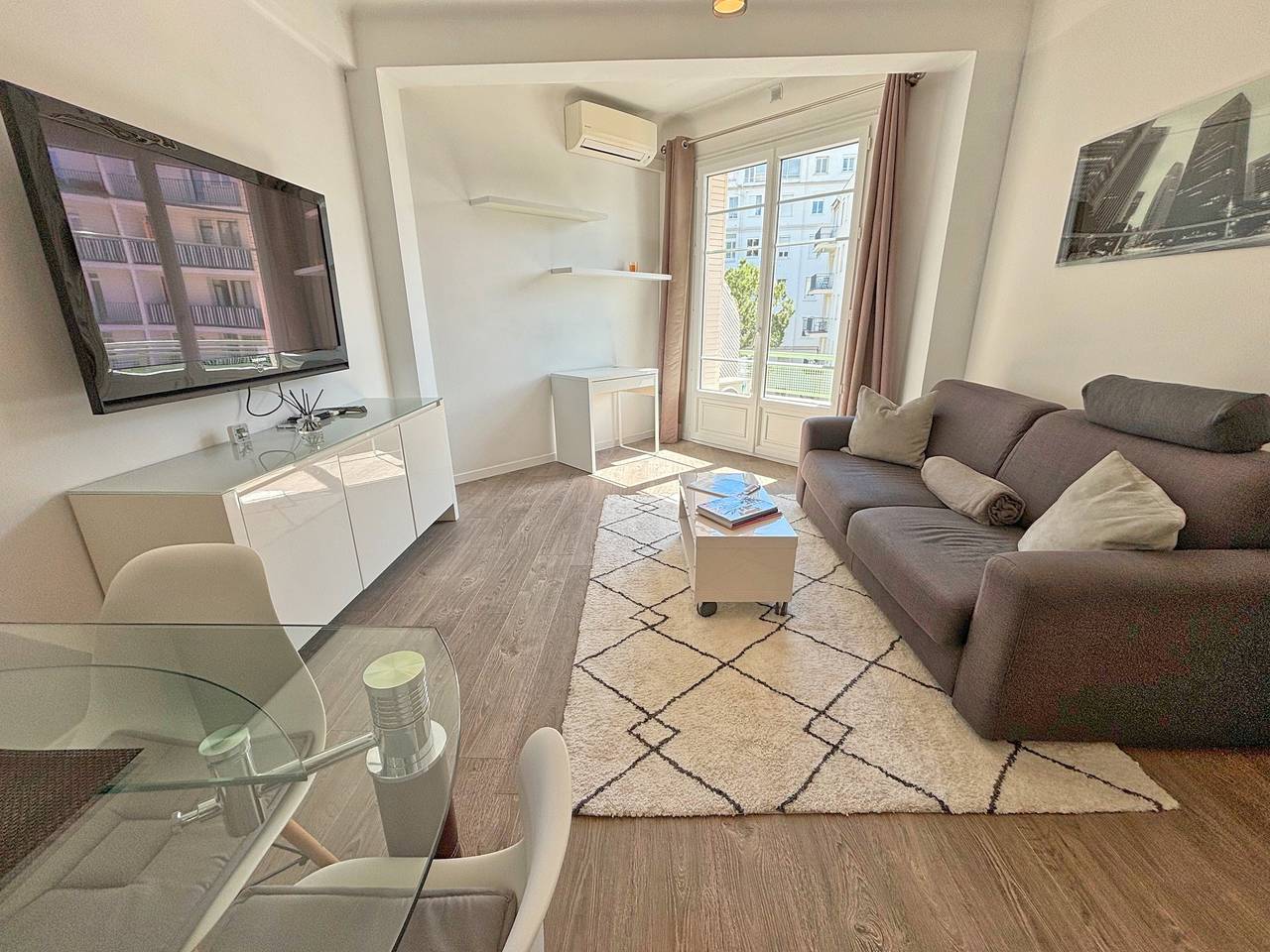 Hel lägenhet, Modern T2 Apartment in Cannes – Steps from the Beach and La Croisette in Cannes, Medelhavskusten (Frankrike)
