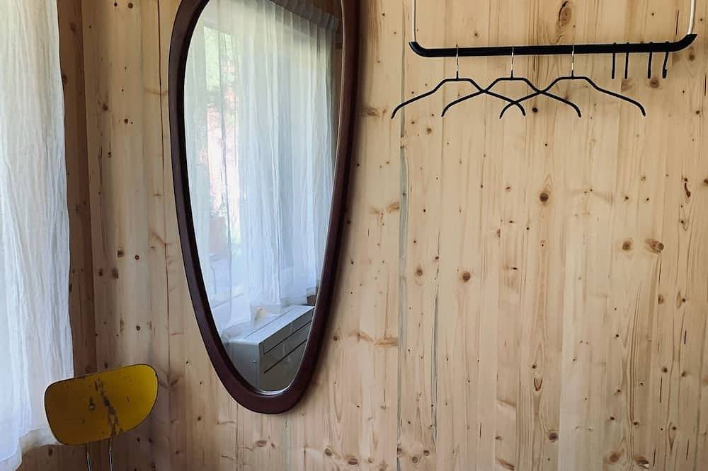 Eco Tiny House für 4 Direkt am Wald - Nahe Bodensee & Allgäu - Hunde Erlaubt in Bergatreute, Region Bodensee-Oberschwaben