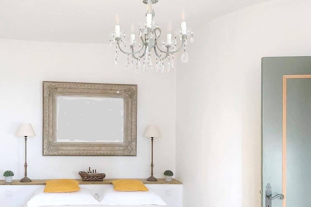 Casa muy bien situado en una zona tranquila con un interior con encanto in Mandelieu-la-Napoule, Region de Cannes