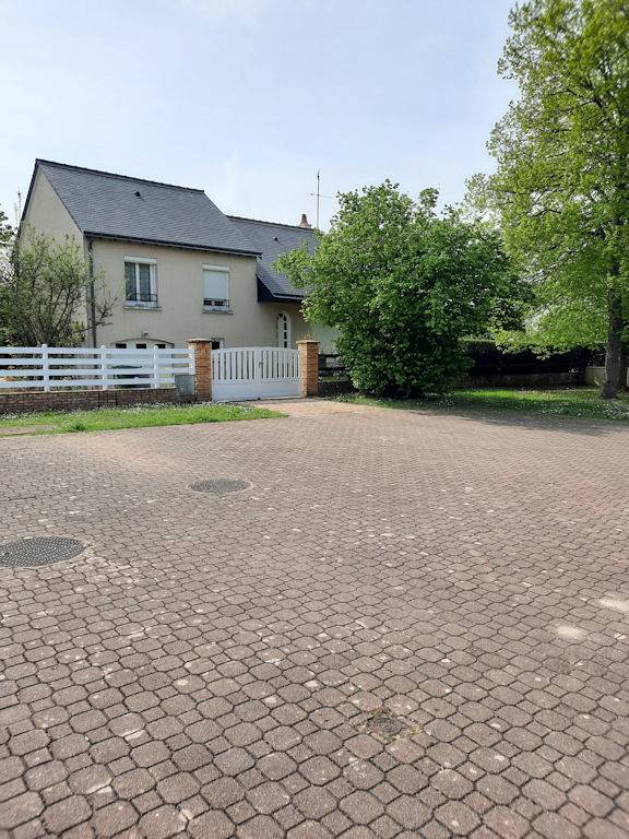 Chambres du Bois des Hâtes - Chambre "Bleu" in Saint-Avertin, Région de Tours