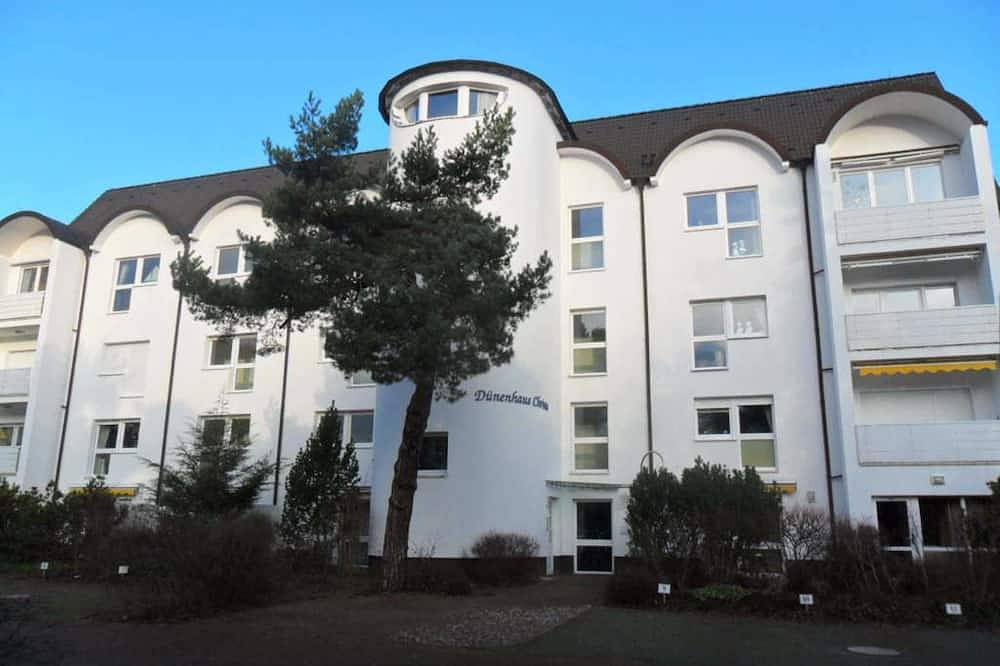 Dünenhaus Christa, App. 2 **30m vom Ostseestrand entfernt** - Appartement 2 in Seebad Heringsdorf, Heringsdorf