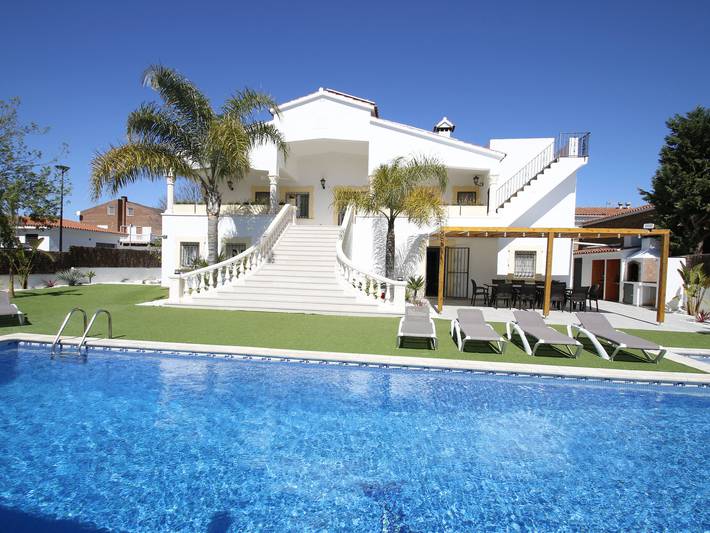 Ferienhaus für 15 Personen, mit Terrasse und Garten an der Costa Dorada - 2