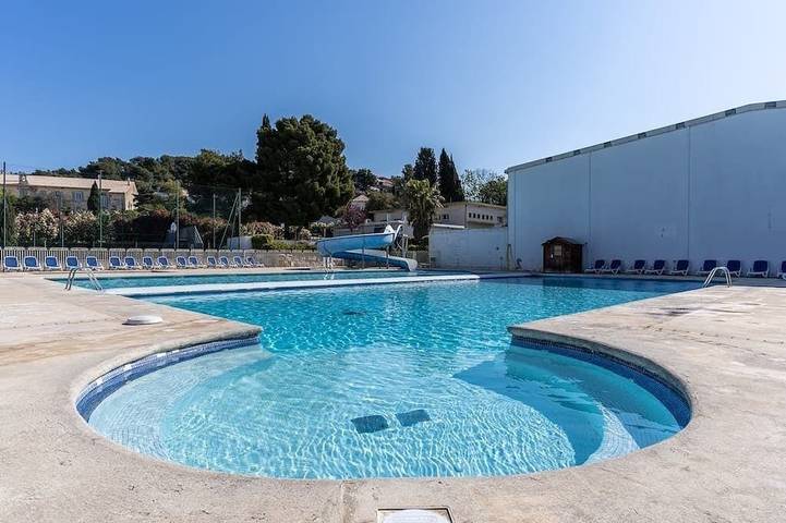 Appartement de vacances pour 4 personnes, avec piscine à La Londe-les-Maures