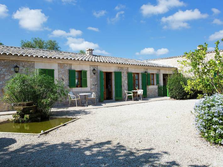 Gîte pour 2 personnes, avec Terrasse ainsi que Jardin et Piscine à El Arenal