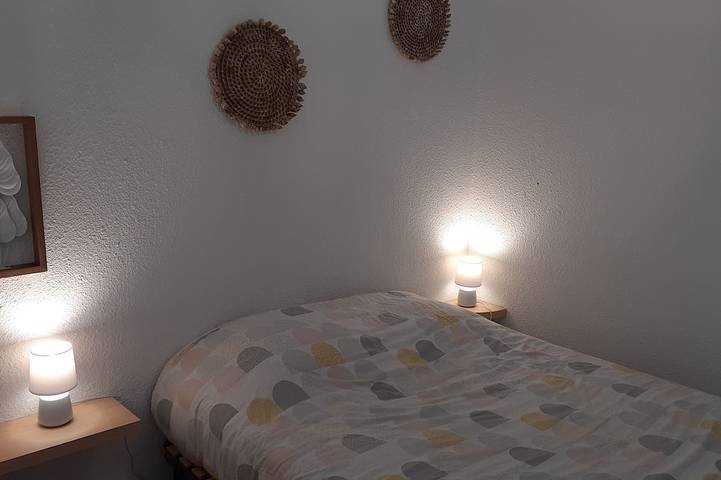 Gîte pour 4 personnes, avec balcon, animaux acceptés dans Plage Sables Blancs - 2