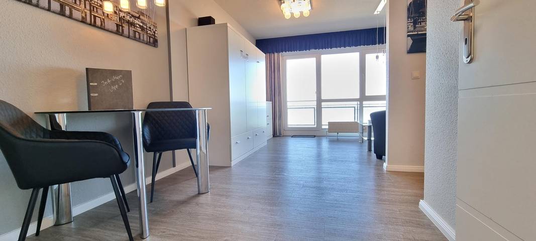 Ferienwohnung für 2 Personen, mit Balkon am Steinwarder