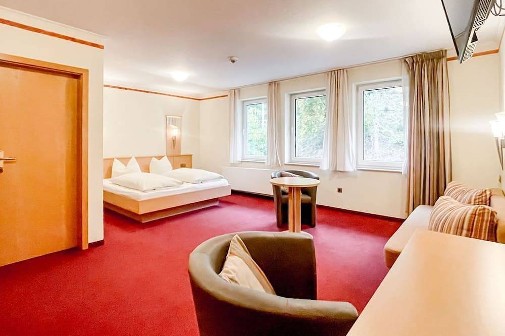 Komfortables und vielseitiges Zimmer –Perfekt für Erholung, Arbeit und Austausch in Züschen, Winterberg
