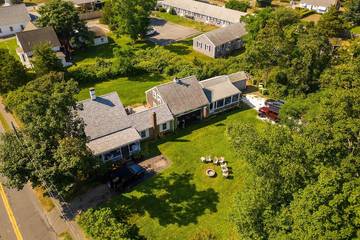Vacation House for 16 Guests in Dennis, Cape Cod, Picture 3
