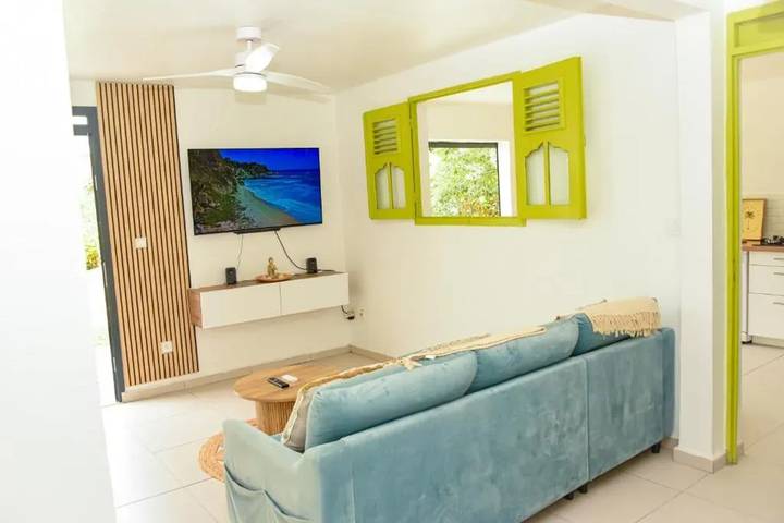 Apartamento de vacaciones para 4 personas, con terraza y jardín - 1
