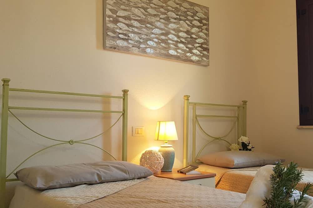 [Solidea] House with garden 500 meters from the sea in Cala Ginepro, Orosei