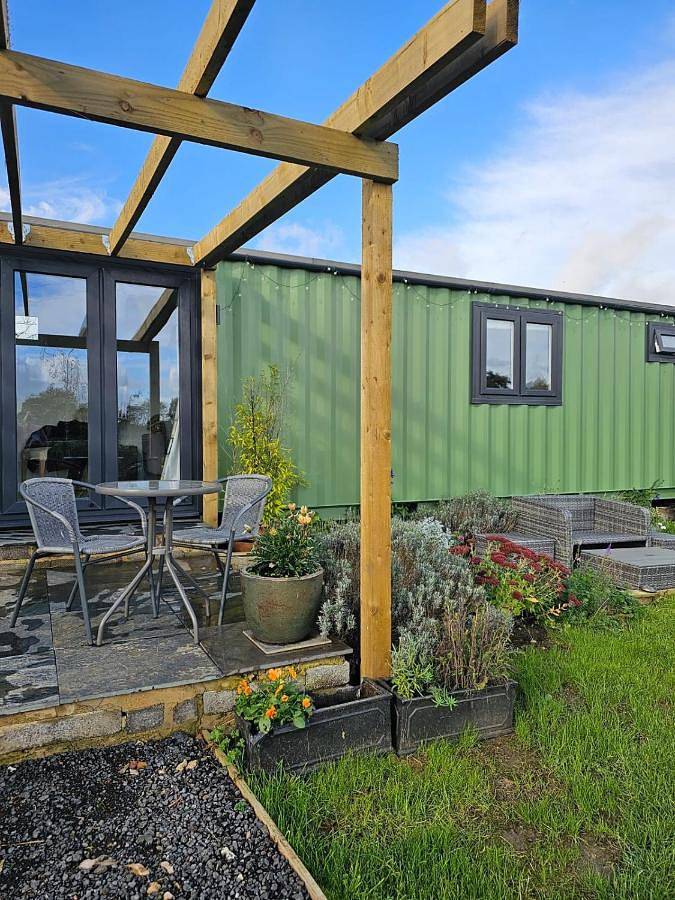 Mobile Home in Badsey, Worcestershire