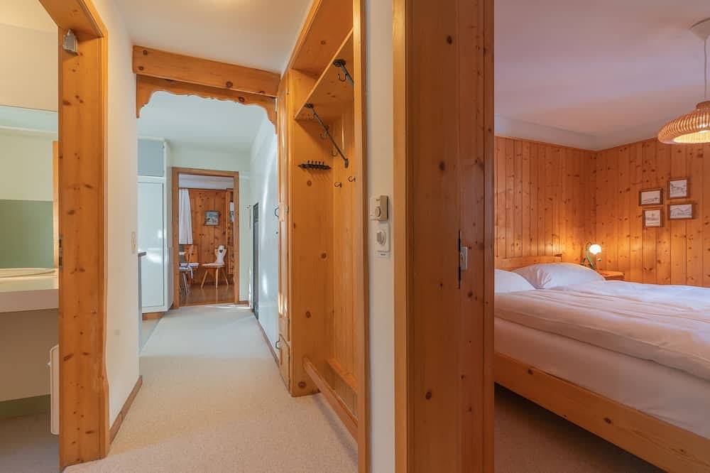 Chesa Muot Mulin – Charming House with Garden & Open Views in Bregaglia, Alpes de la Bernina