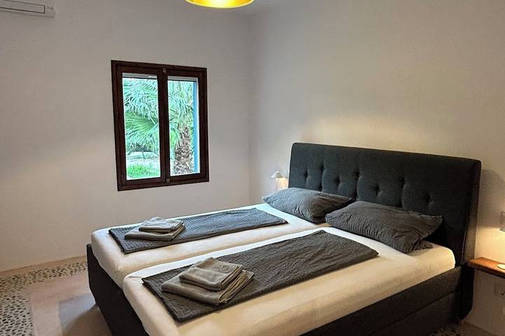 Casa Grillon mit Beheizbarem Pool / Wifi / Ruhige Lage / 6 Personen in Cala Murada, Manacor