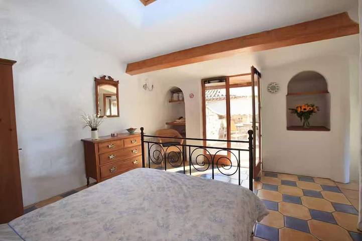 Gîte pour 2 personnes, avec balcon à Cébazan - 4