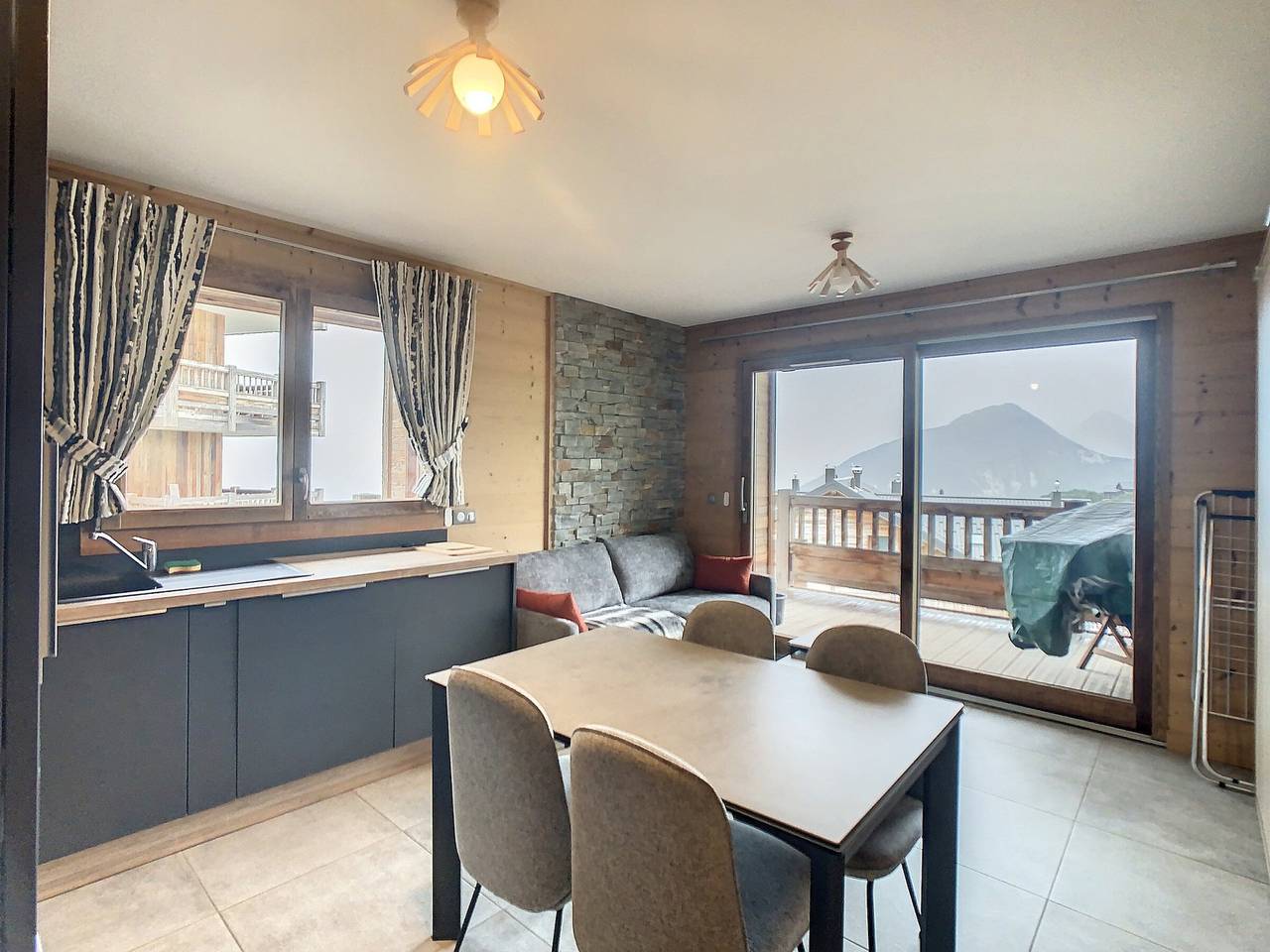 Ganze Wohnung, Helle Wohnung 4-6 Pers. nah an Pisten mit Parkplatz in La Toussuire, Fontcouverte-la-Toussuire