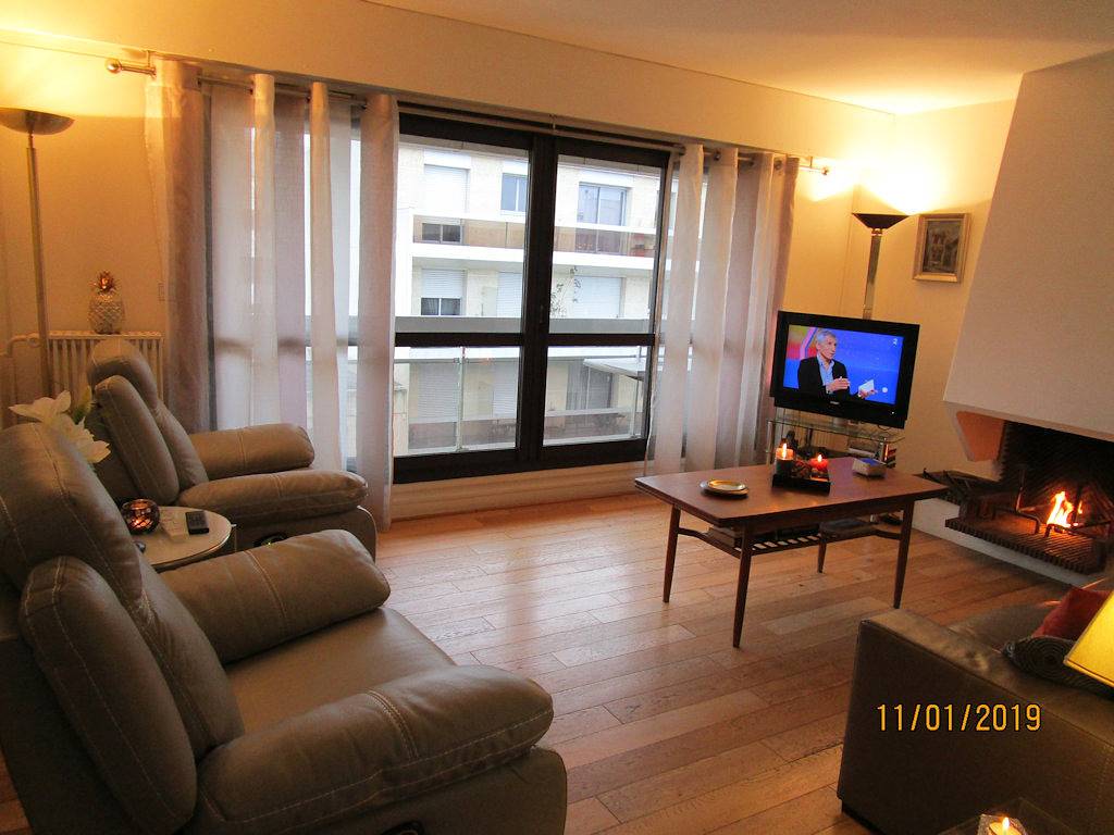 Appartement entier, Appartement avec terrasse, garage, climatisation, Paris-Levallois in Levallois-Perret, Hauts-de-Seine