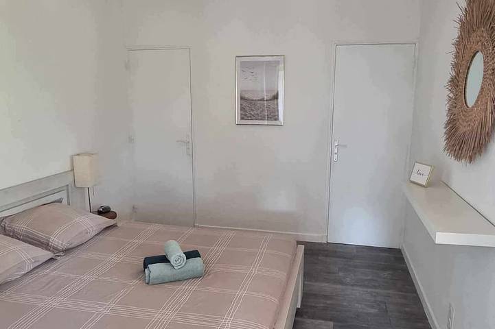 Valley-view ground floor (2-star rating) in Solliès-Toucas, Mittelmeerküste (Frankreich)