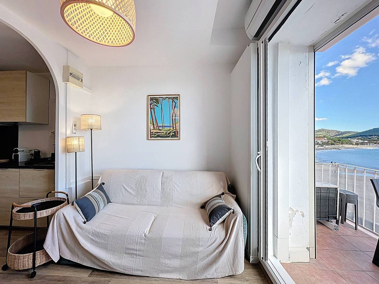 Appartement entier, Appartement en Bord de Mer avec Climatisation in Les Lecques, Saint-Cyr-sur-Mer